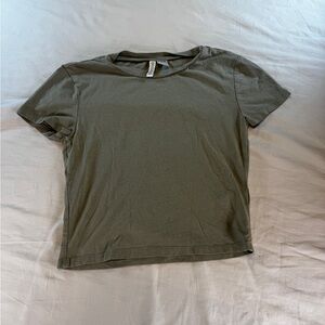 DIVIDED Cropped Crew Neck Basic Short Sleeve Women T-Shirt Regular Size M